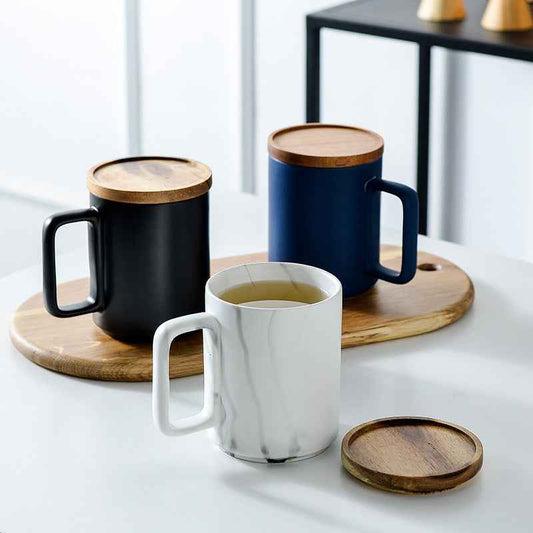 Luxury marble design coffee mug with sleek black lid, 450ml large capacity for generous servings