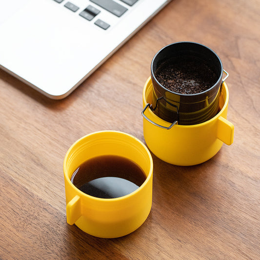 Manual pour-over coffee maker with built-in ceramic conical burr grinder