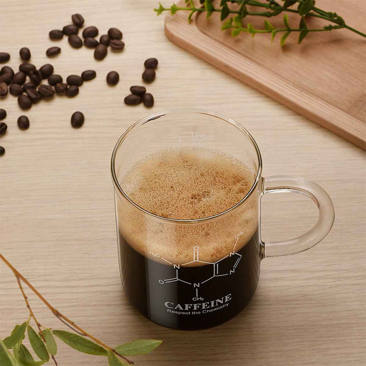“Professional kitchen glass measuring cup – perfect for baking, cooking, and mixing beverages”