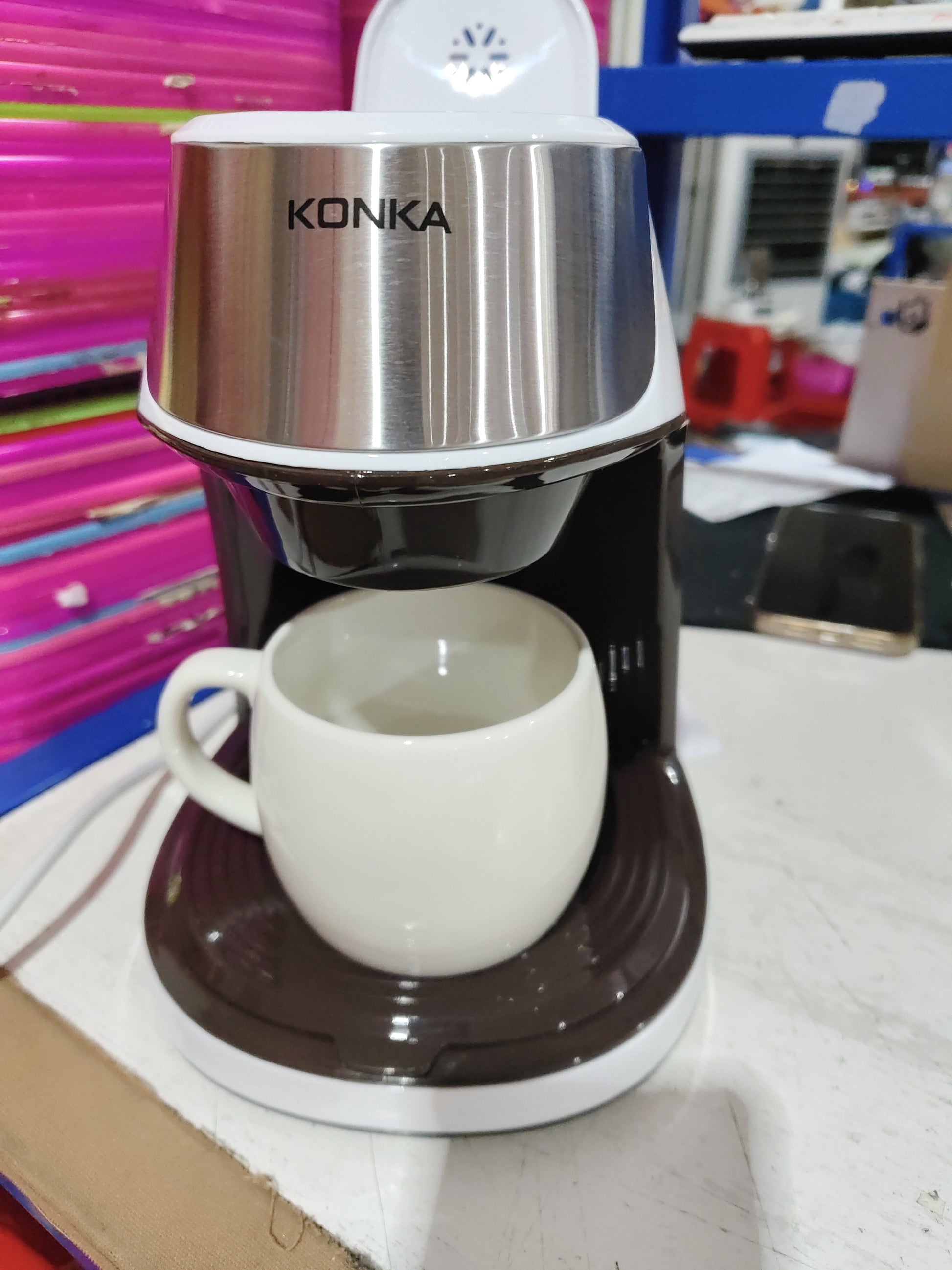 Portable Coffee Maker - Mini Automatic Single-Serve Machine for Home, Office & Desk - Twissie