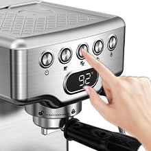 Steam wand frothing milk perfectly - Create microfoam for latte art - Impress your guests
