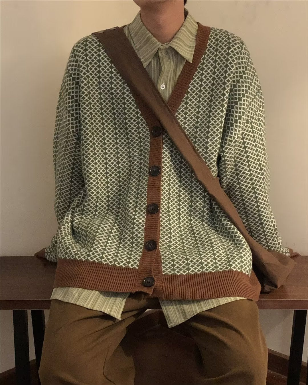 Tide Coffee Vintage Knitted Cardigan Vest - Twissie