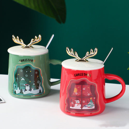 Gift for coffee lovers - festive Christmas mug with spoon for holiday drinks