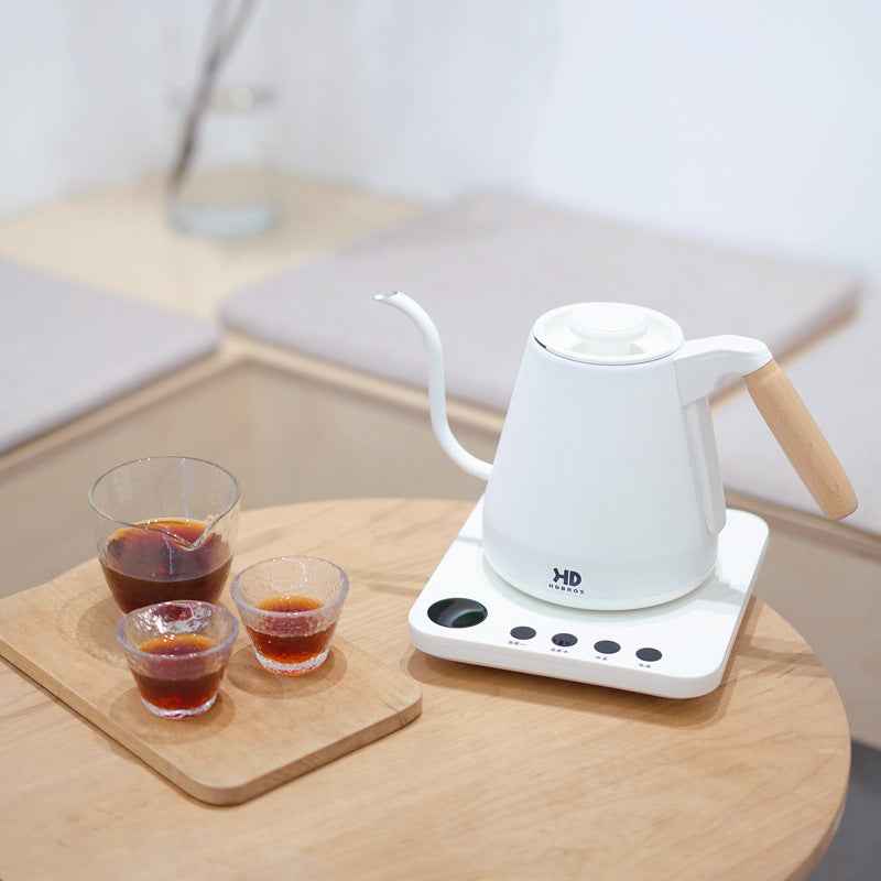 1.0L capacity stainless steel kettle with comfortable handle and modern minimalist design
