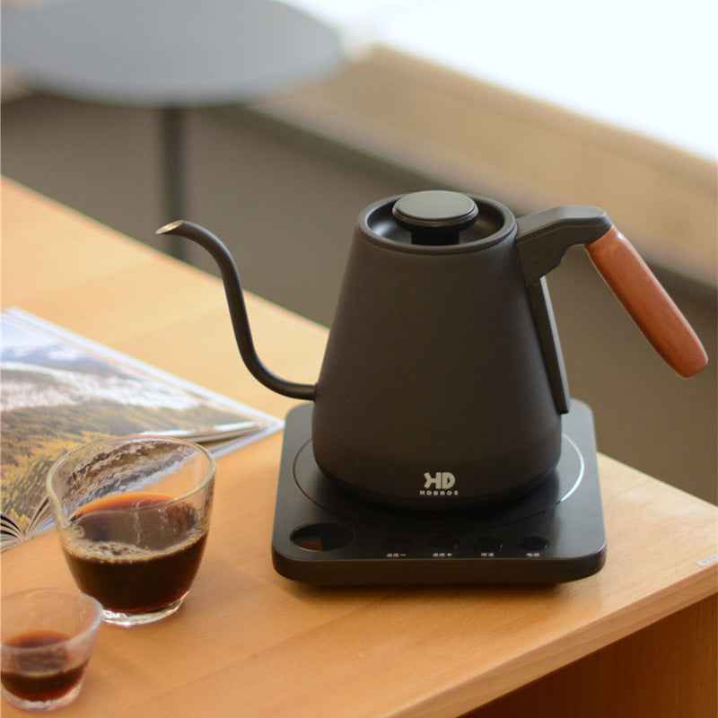 Easy-to-use temperature control buttons for different tea types and coffee brewing methods