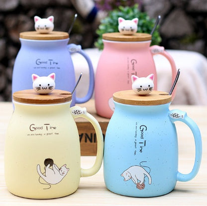 Perfect gift for kids - cute cat mug with lid for safe hot chocolate & milk